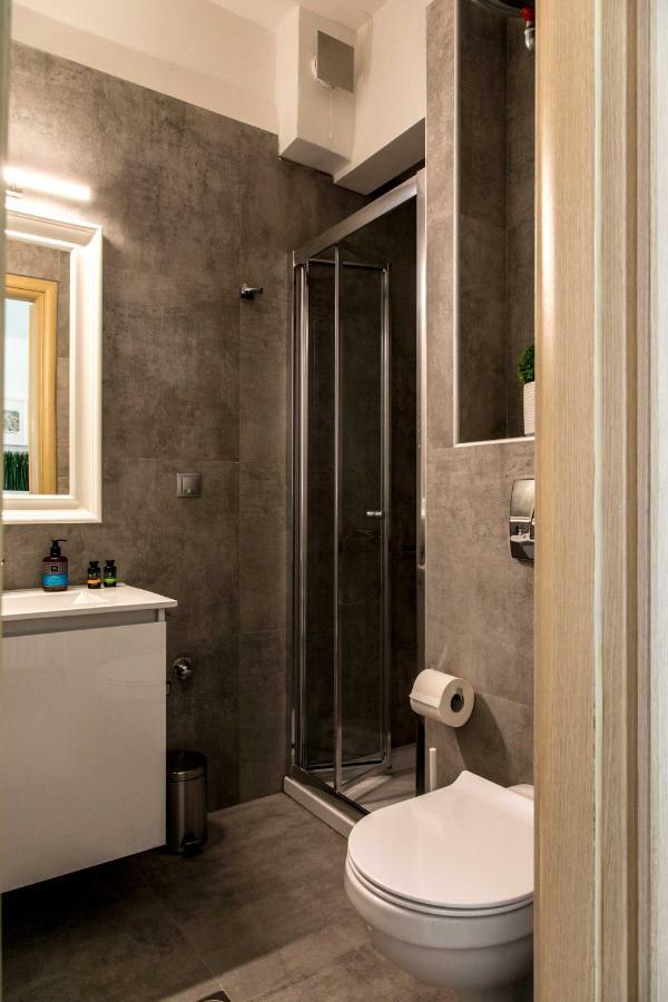 The Modern Suite เทสซาโลนิกิ ภายนอก รูปภาพ