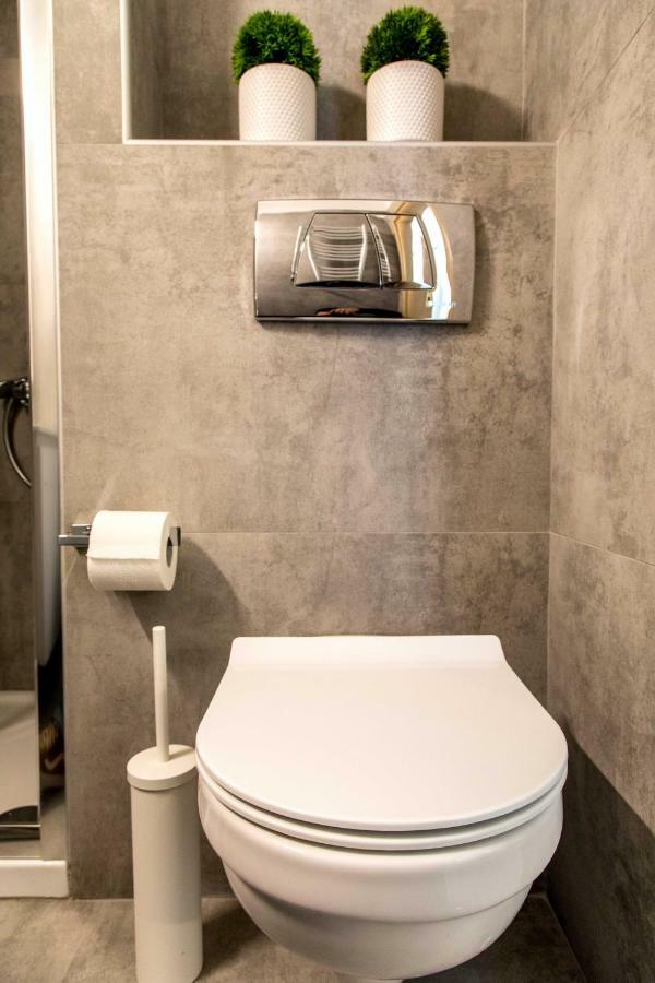The Modern Suite เทสซาโลนิกิ ภายนอก รูปภาพ